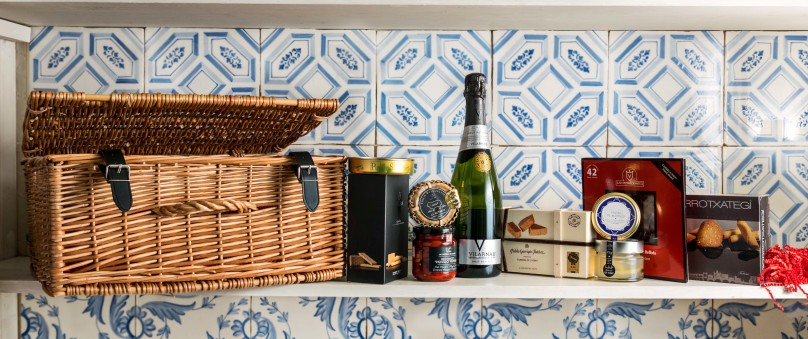 Festive Favourites Christmas Hamper by Ibérica