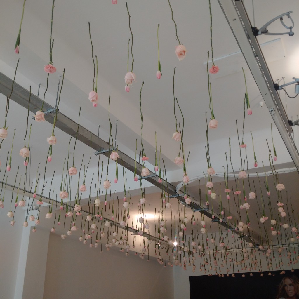 Lifeandsoullifestyle.com - Lovely Sheer by Sarah Jessica Parker