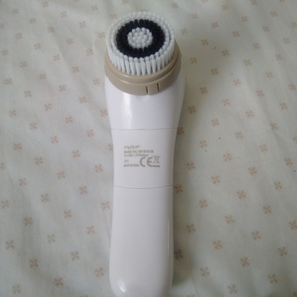 www.lifeandsoullifestyle.com- myspa beauty facial brush beauty review