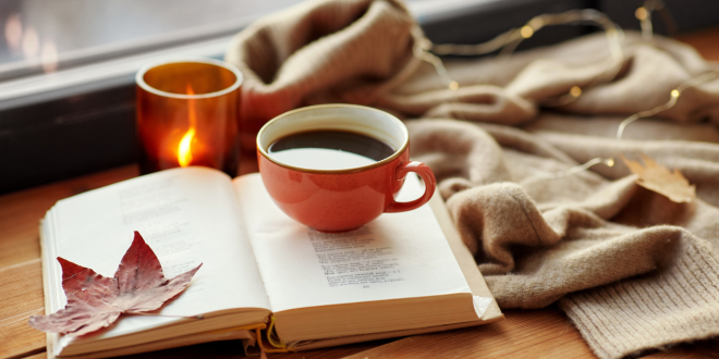 www.lifeandsoullifestyle.com - cosy autumn home