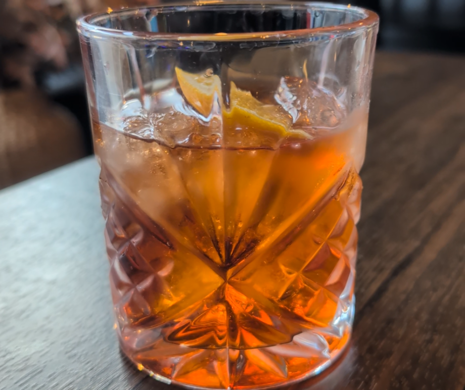 Classic Negroni cocktail served at TAPERNA in Brixton
